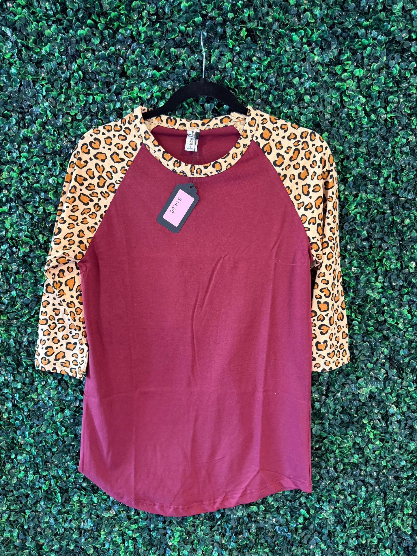 Maroon leopard 3 quarter Tee