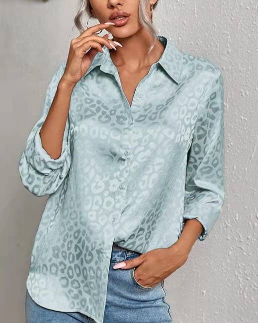 Stylish Leopard Jacquard Long Sleeve Button-Down Shirt