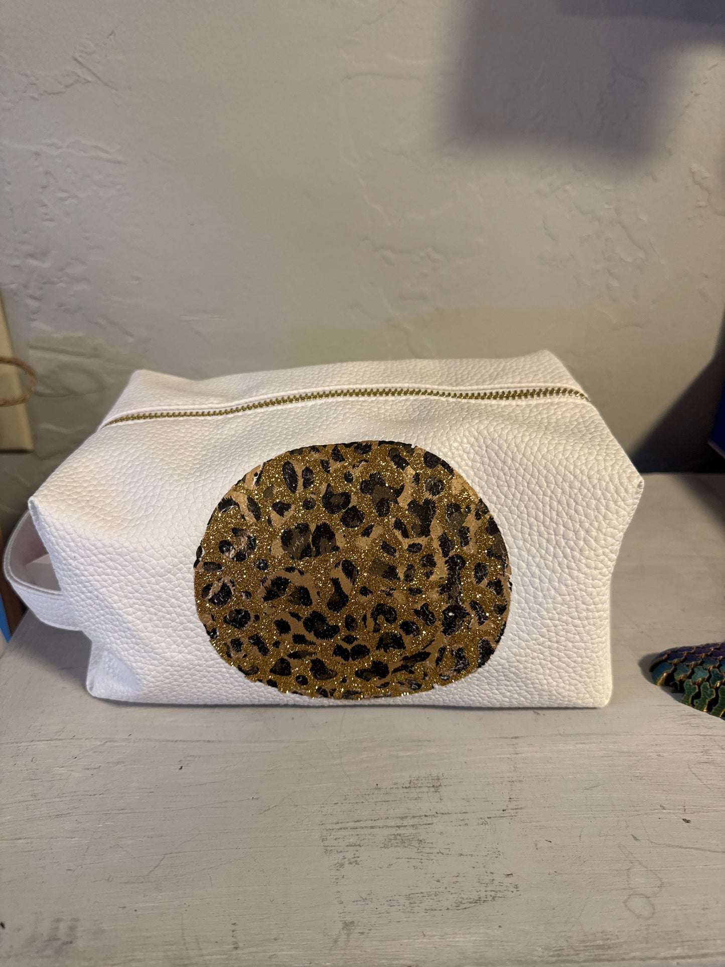 White Thomas Blonde makeup bag
