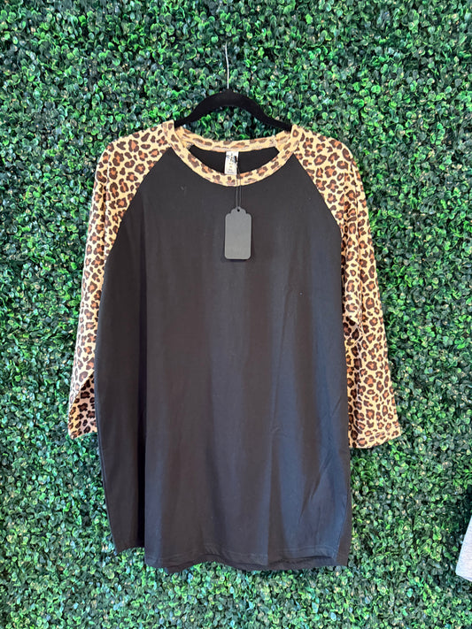 Black Lepord 3 Quarter Tee