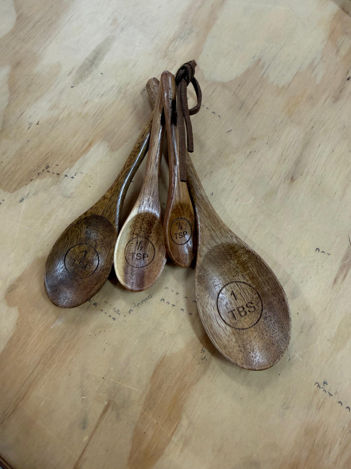 Wooden measure spoon